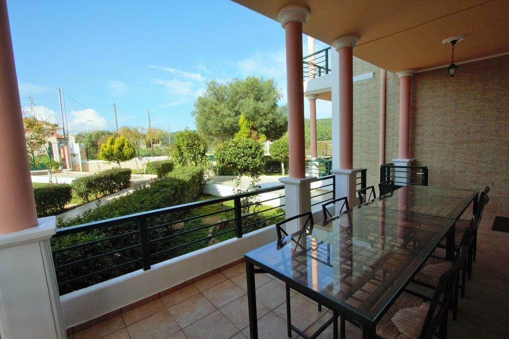 Niso Villas Gyri Bagian luar foto
