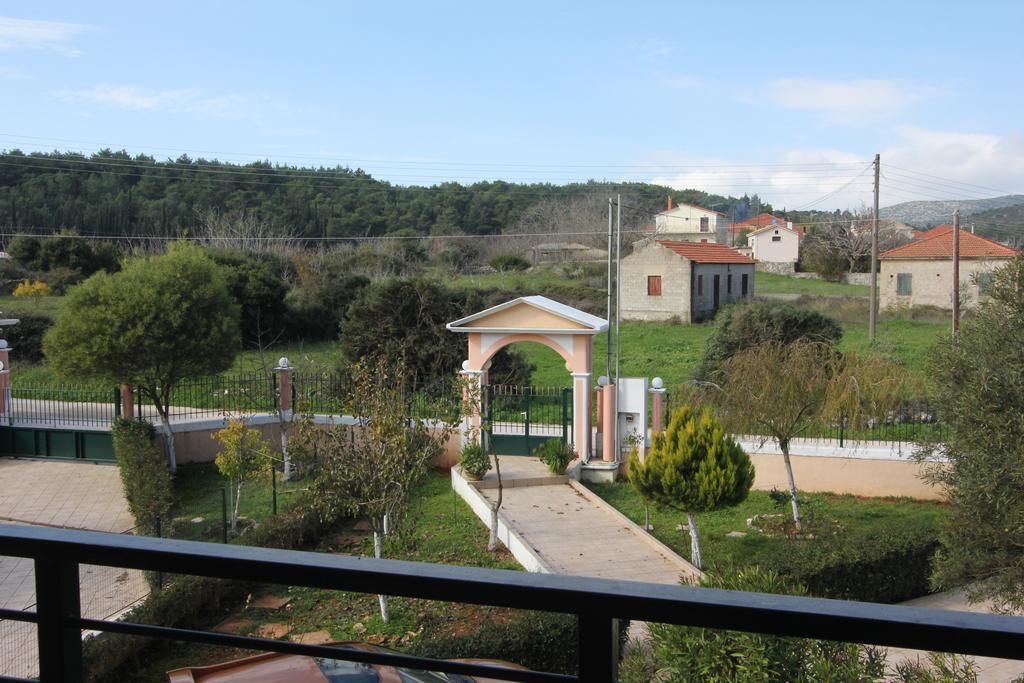 Niso Villas Gyri Bagian luar foto