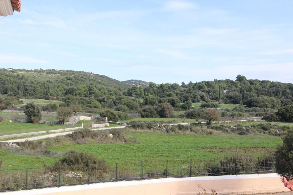 Niso Villas Gyri Bagian luar foto